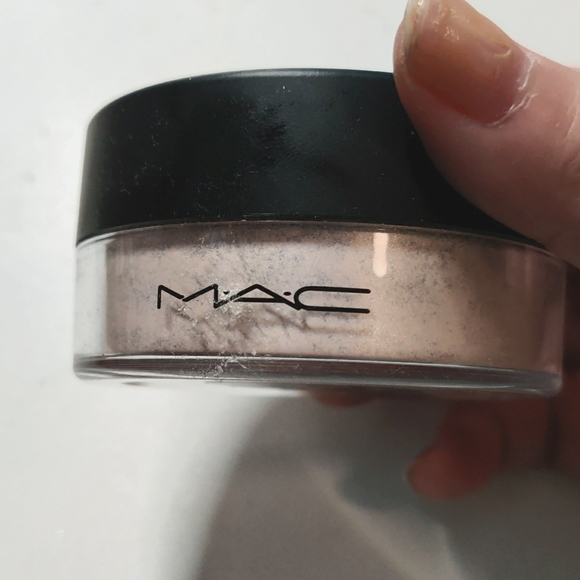 MAC Silver Dusk Iridescent Powder/Loose - Picture 1 of 3